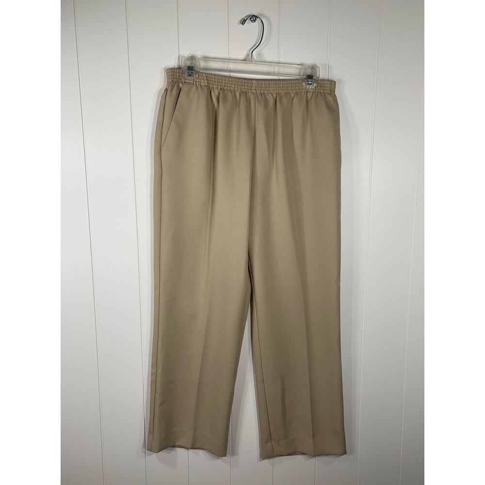 NWT - Women’s Petite Alfred Dunner Tan Classic Polyester Stretch Dress Pant